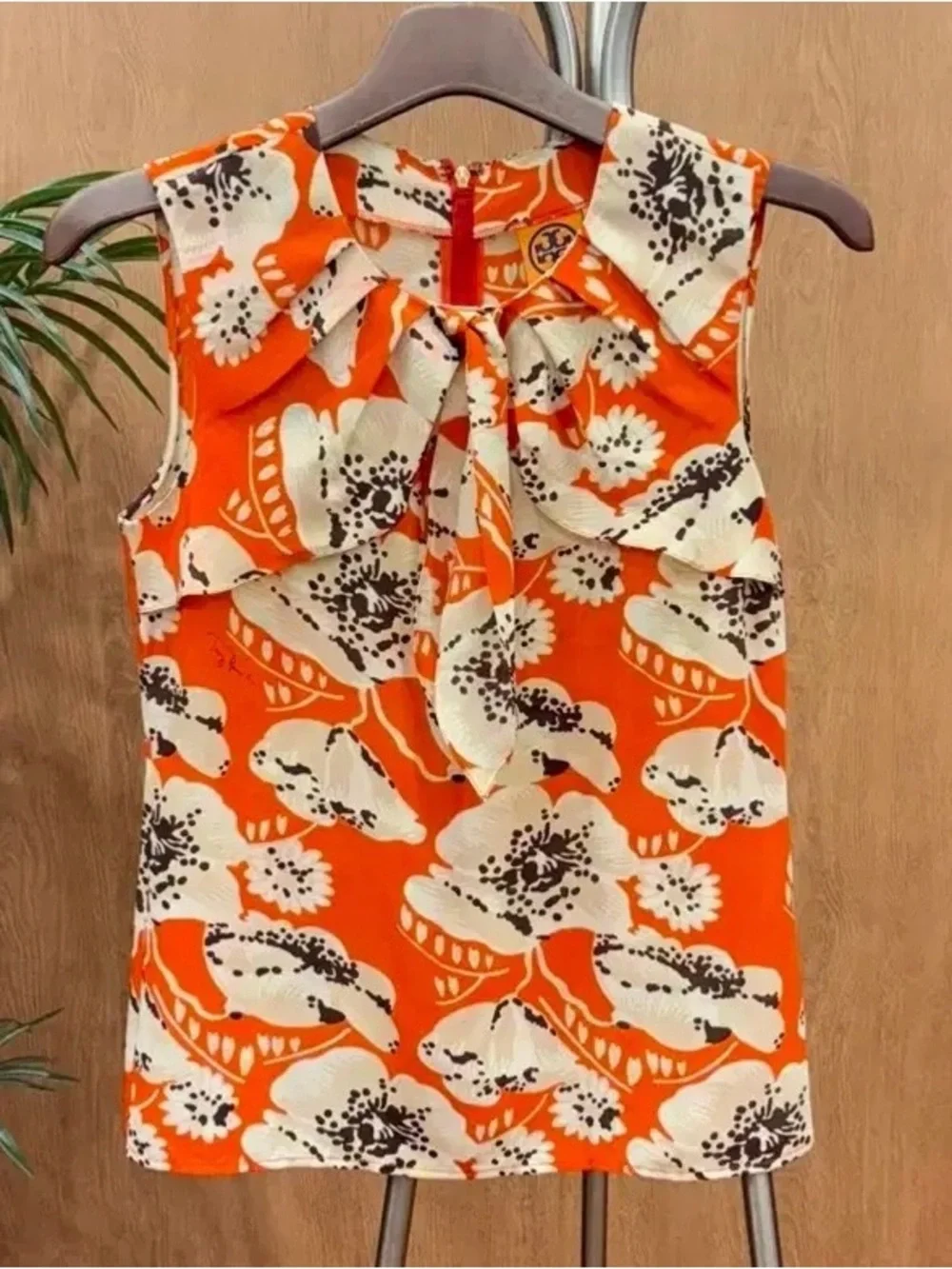 Tory Burch Orange Floral Sleeveless Tie-Neck Top 100% silk